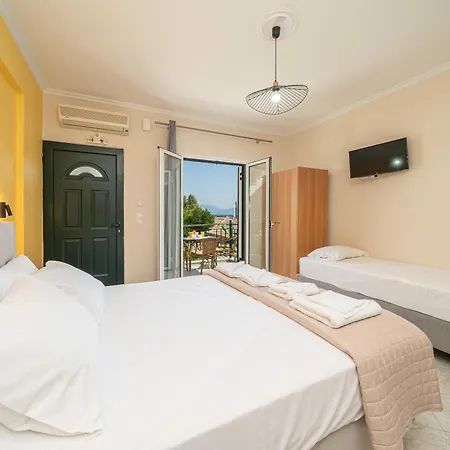 Aparthotel Filalithis & *