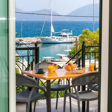 Apartahotel Filalithis & *